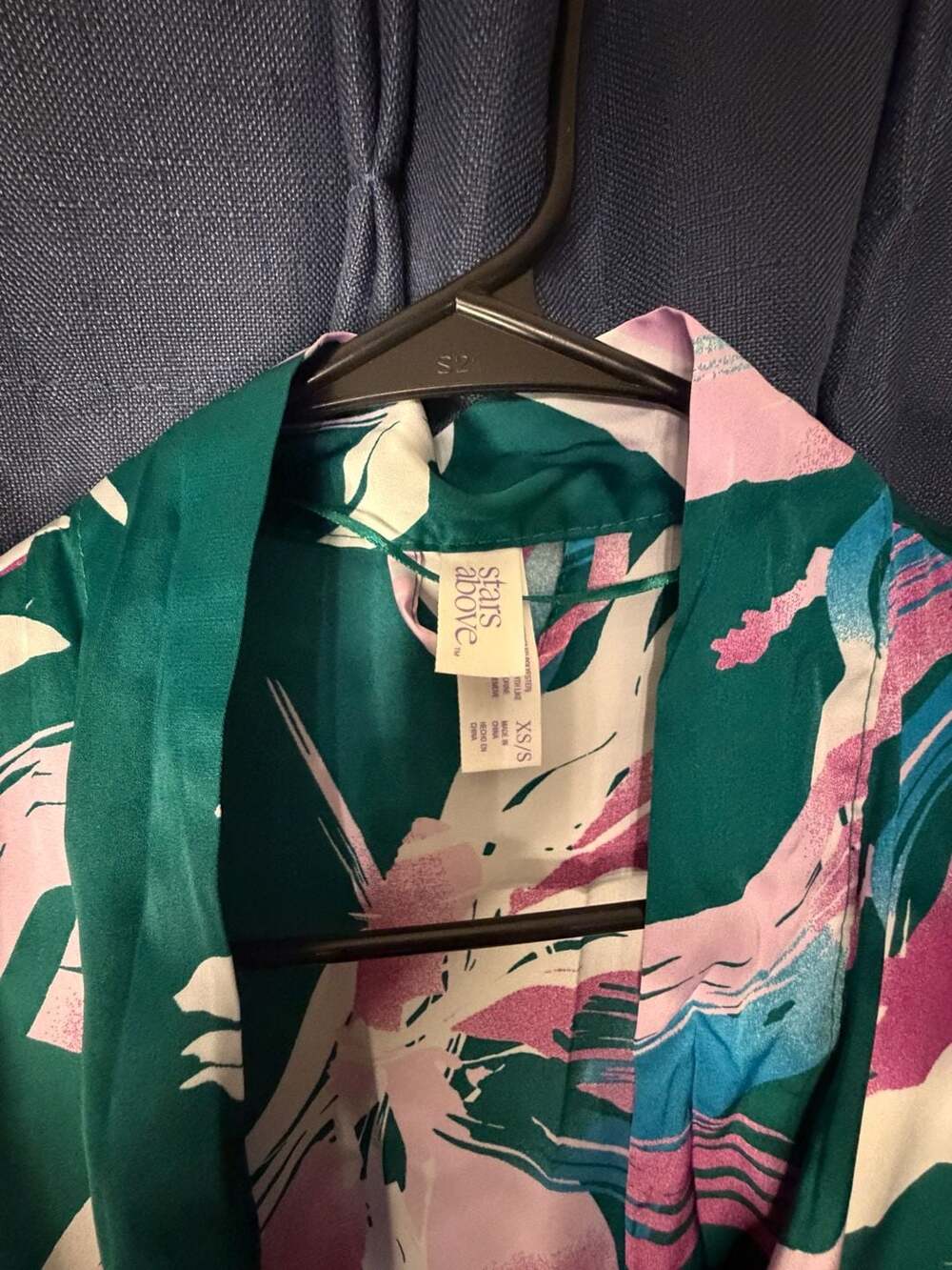 Stars Above Robe Women XS/S Green Tropical Foliage Satin Long Kimono Excellent - Picture 2 of 6